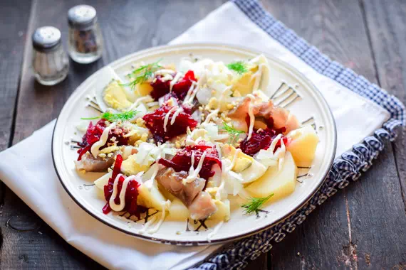 салат с селедкой и картошкой рецепт фото 7